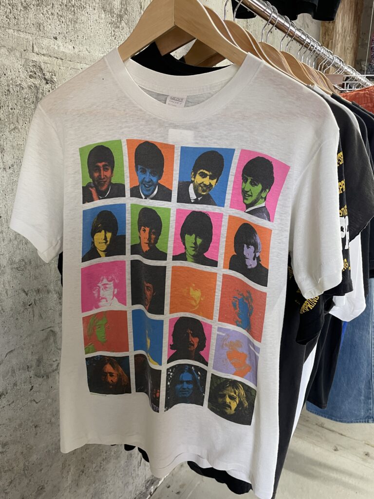 ⚪︎ 1980’s BEATLESS T-shirt 　made in USA