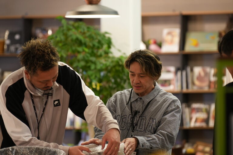 スタッフ写真 (8)